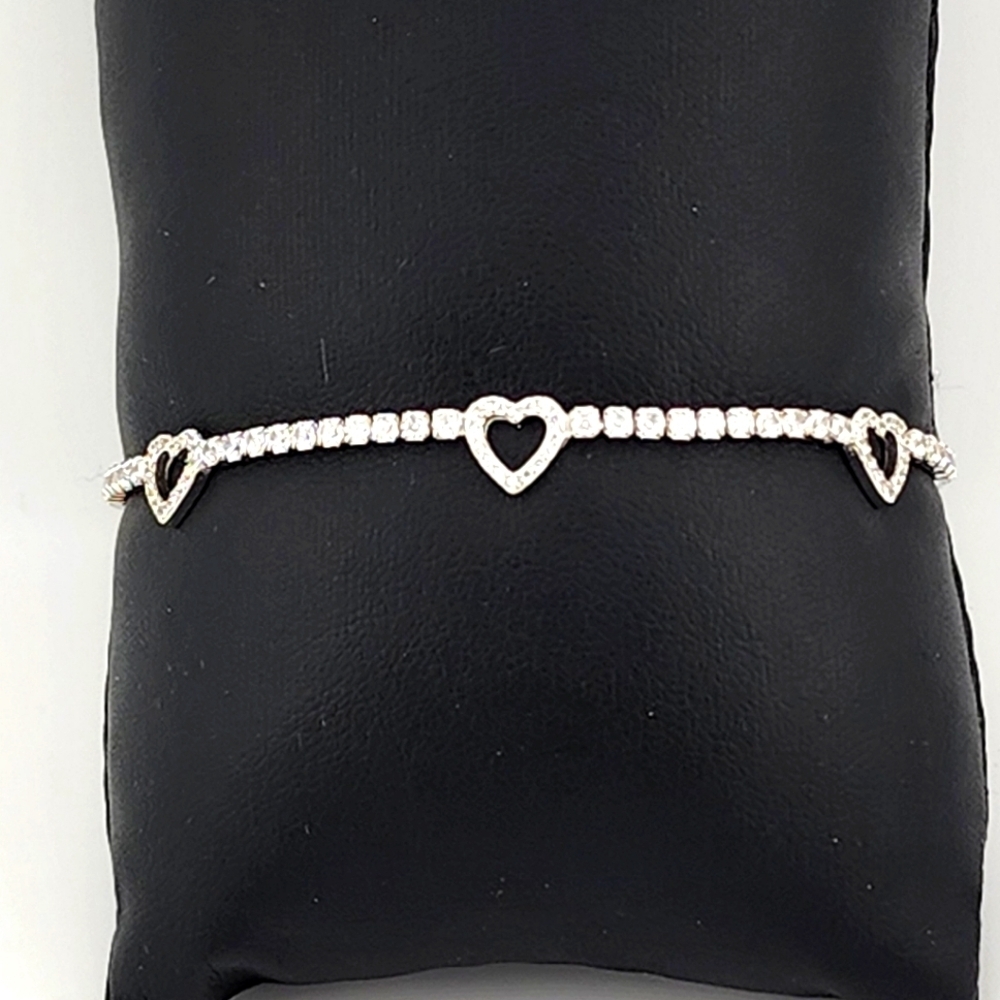 Elegant Silver Tri Heart Adjustable Bracelet Stamped 925